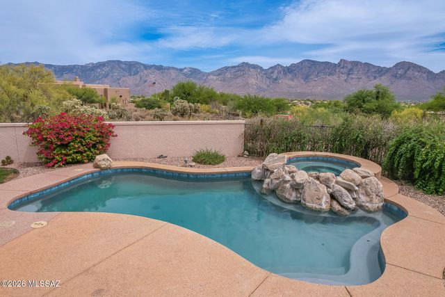 12590 N Piping Rock Road, Oro Valley, AZ 85755