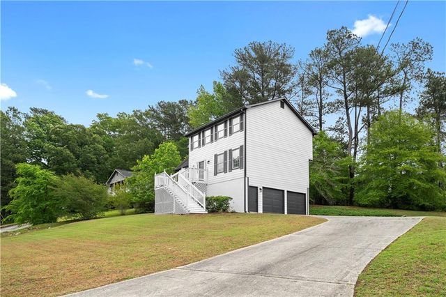 6584 River Glen Drive, Riverdale, GA 30296