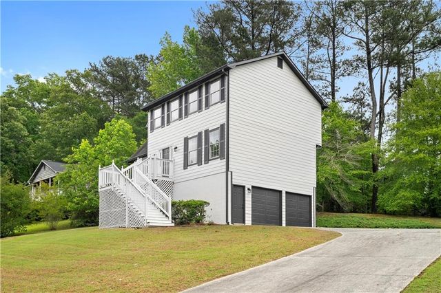 6584 River Glen Drive, Riverdale, GA 30296