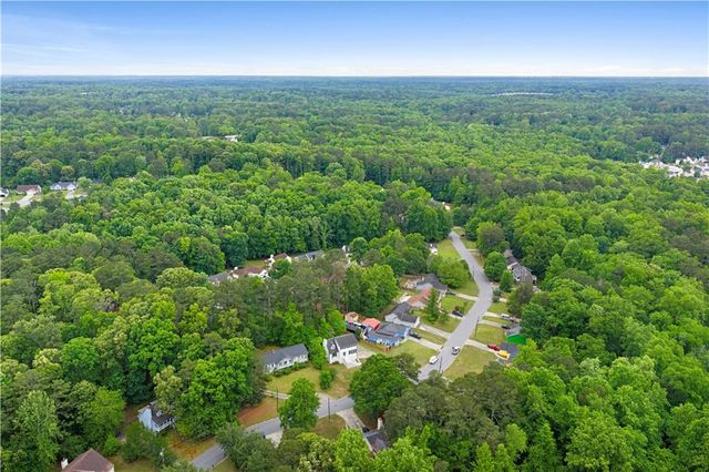 6584 River Glen Drive, Riverdale, GA 30296