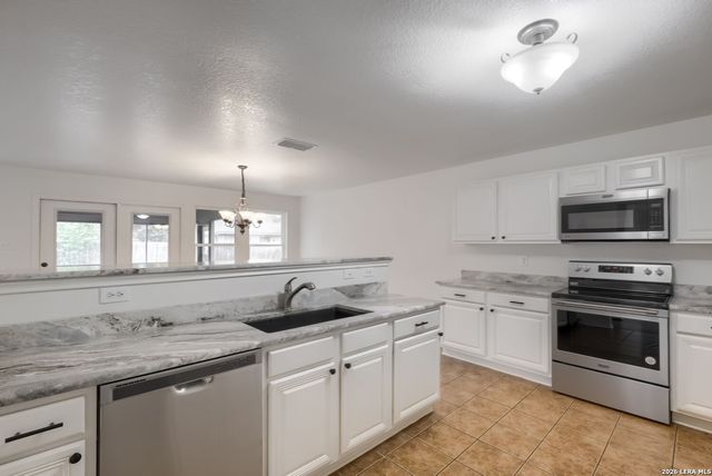 381 Scenic Meadow, New Braunfels, TX 78130