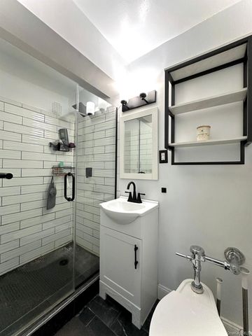 151-15 84 Street 3M, Howard Beach, NY 11414