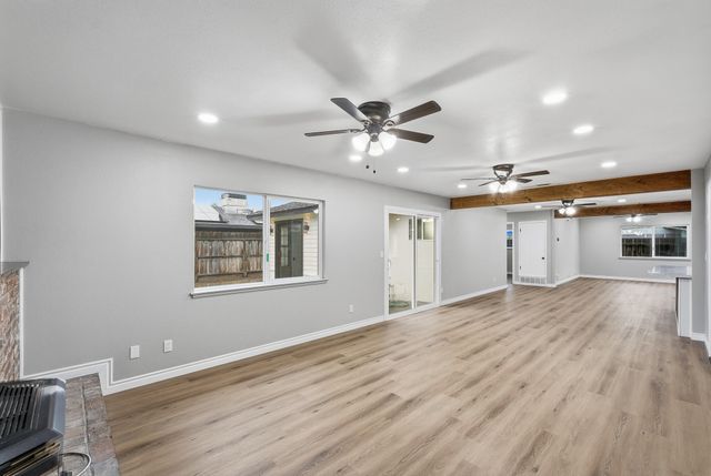 710 Mccomb Avenue, Porterville, CA 93257