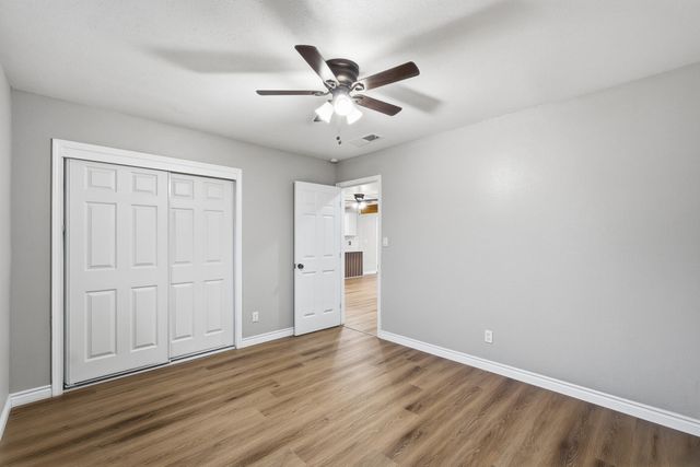 710 Mccomb Avenue, Porterville, CA 93257