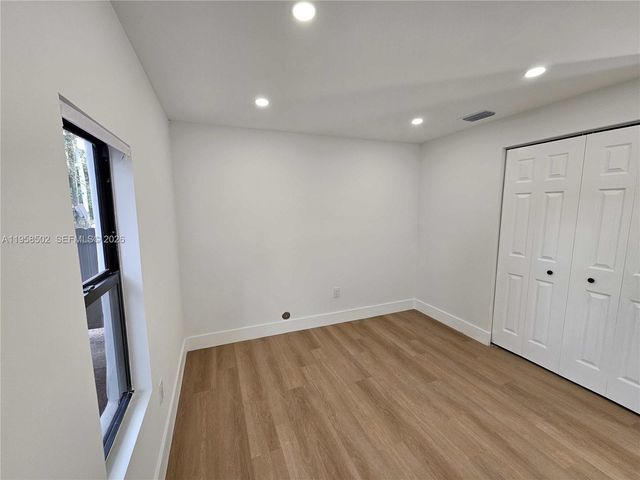 4417 NW 23rd Ct, Miami, FL 33142