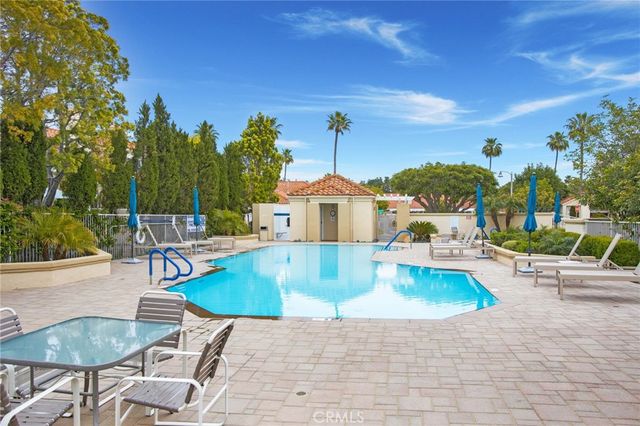 28927 Paseo Caravella, Mission Viejo, CA 92692