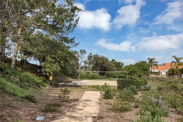 28927 Paseo Caravella, Mission Viejo, CA 92692