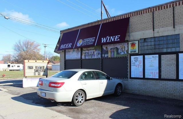 3355 Dix Highway, Lincoln Park, MI 48146