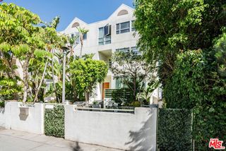 16 Voyage Street, Marina Del Rey, CA 90292