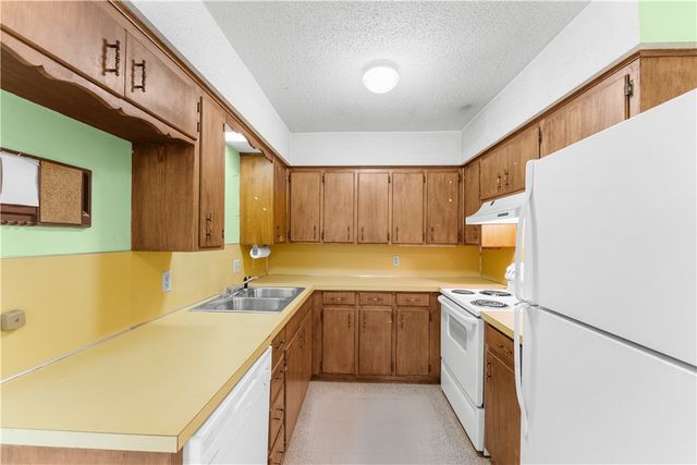357 Wren Circle, Fayetteville, AR 72704