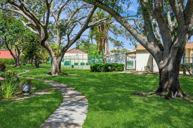 1843 BOUGH AVENUE B, Clearwater, FL 33760