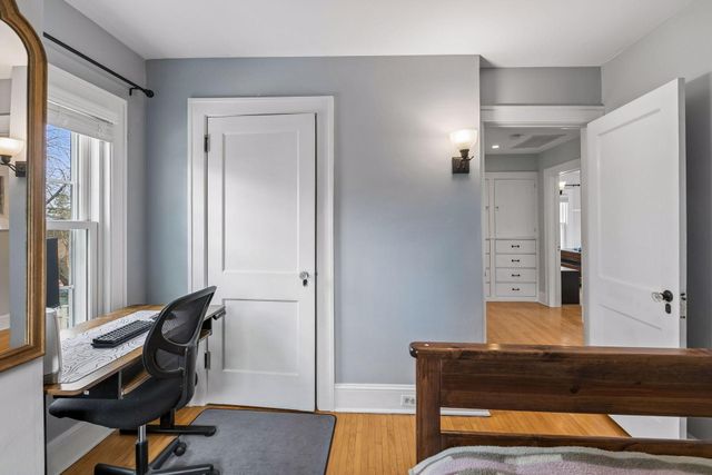 322 Busch Terrace, Minneapolis, MN 55419