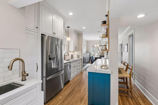 322 Busch Terrace, Minneapolis, MN 55419