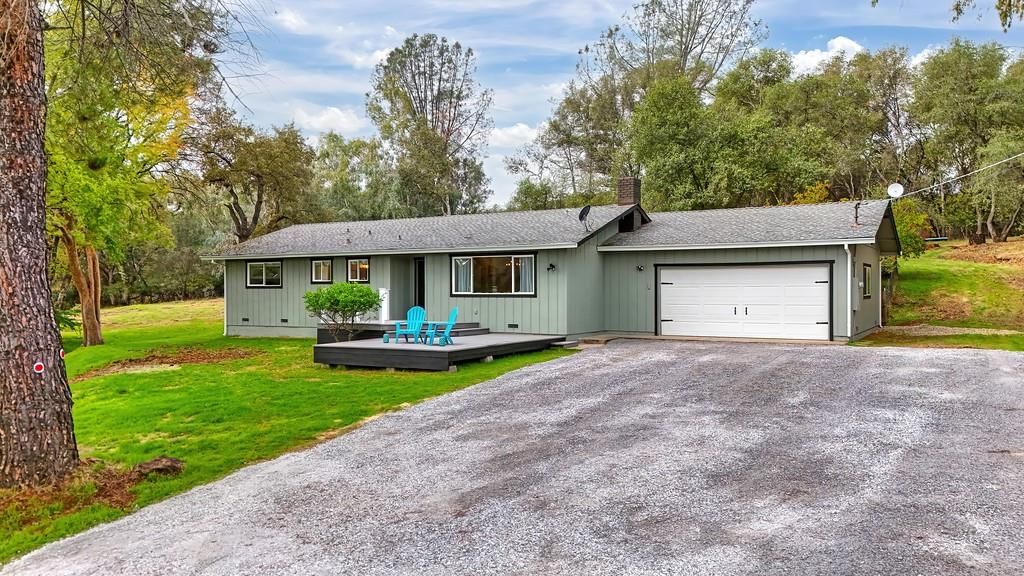 5192 Holly Dr, Shingle Springs, CA 95682