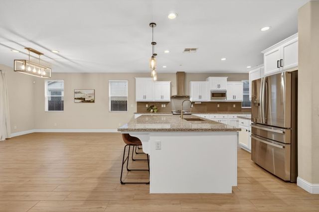 12654 Barksdale Way, Rancho Cordova, CA 95742