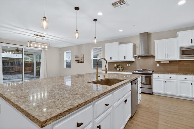 12654 Barksdale Way, Rancho Cordova, CA 95742