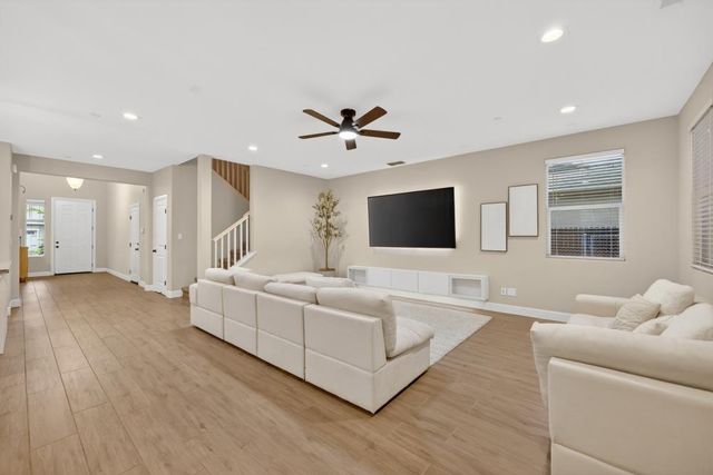 12654 Barksdale Way, Rancho Cordova, CA 95742