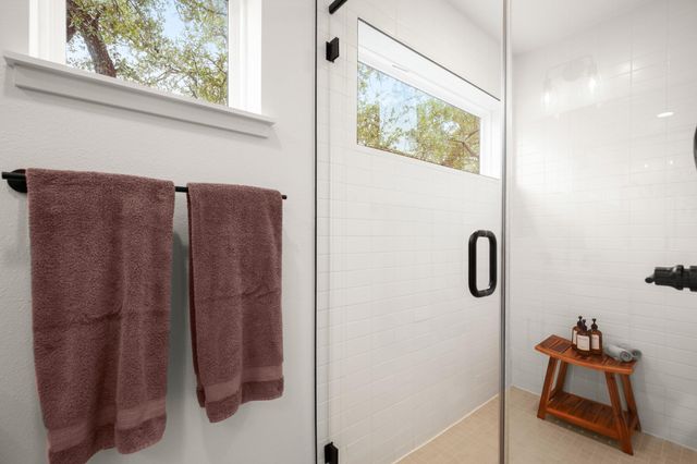 1211 Taulbee LN 2, Austin, TX 78757