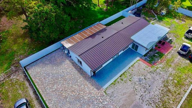 696 Arlington Drive, West Palm Beach, FL 33415