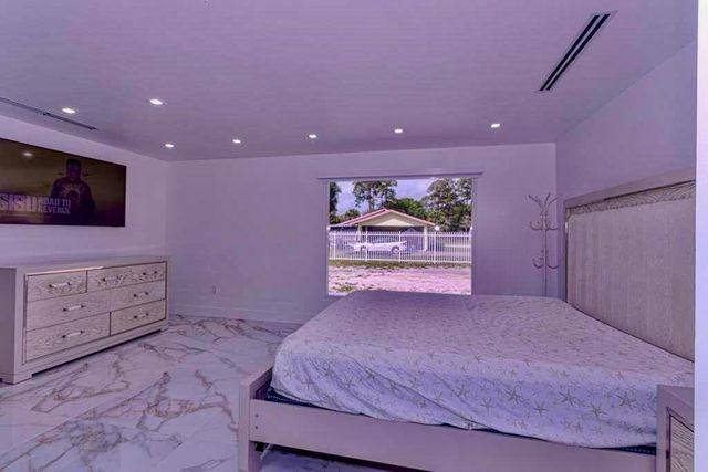696 Arlington Drive, West Palm Beach, FL 33415