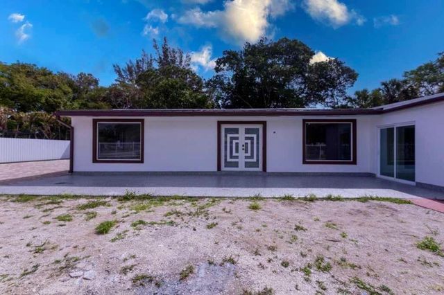 696 Arlington Drive, West Palm Beach, FL 33415