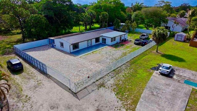 696 Arlington Drive, West Palm Beach, FL 33415