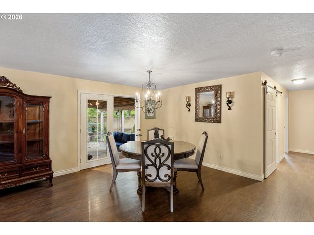 667 Se 5TH Ave, Canby, OR 97013