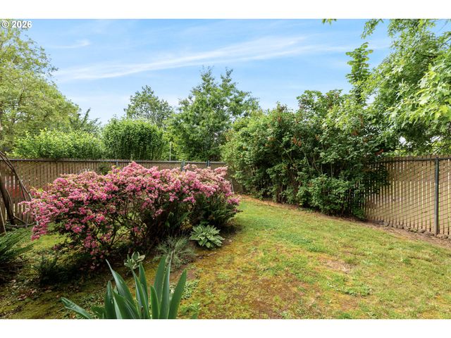 667 Se 5TH Ave, Canby, OR 97013
