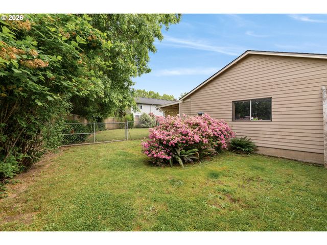 667 Se 5TH Ave, Canby, OR 97013