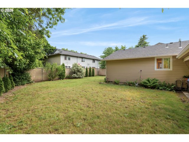 667 Se 5TH Ave, Canby, OR 97013