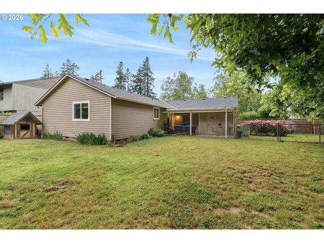 667 Se 5TH Ave, Canby, OR 97013