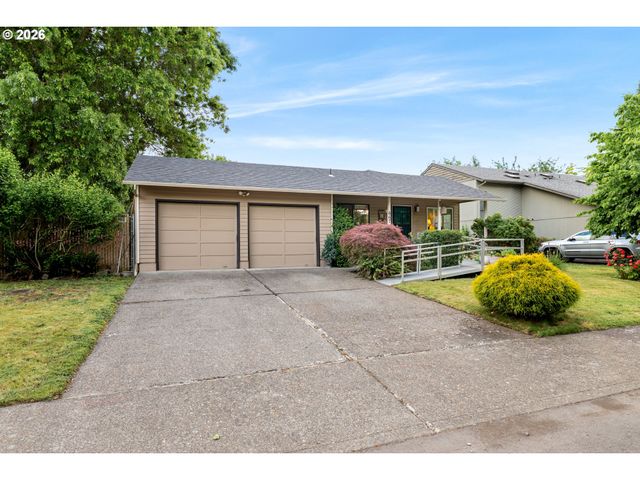 667 Se 5TH Ave, Canby, OR 97013