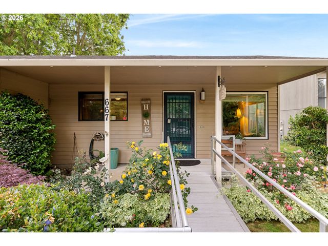 667 Se 5TH Ave, Canby, OR 97013