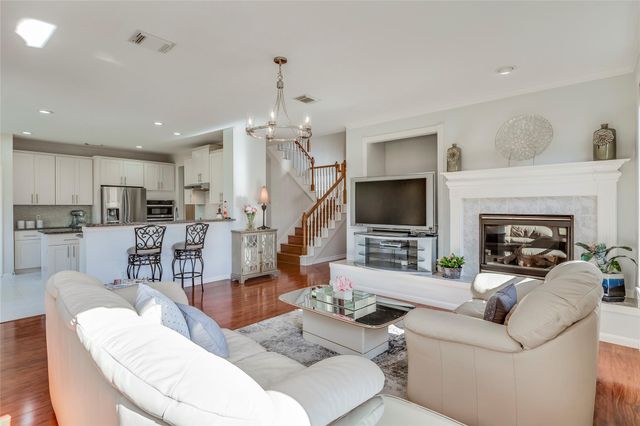 5914 Saber River, Sugar Land, TX 77479