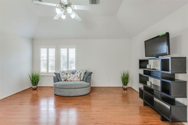 5914 Saber River, Sugar Land, TX 77479