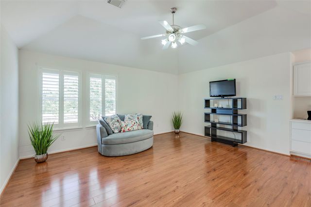 5914 Saber River, Sugar Land, TX 77479