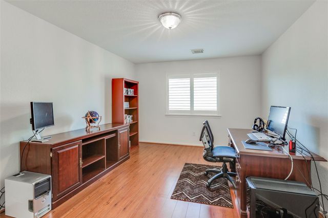 5914 Saber River, Sugar Land, TX 77479