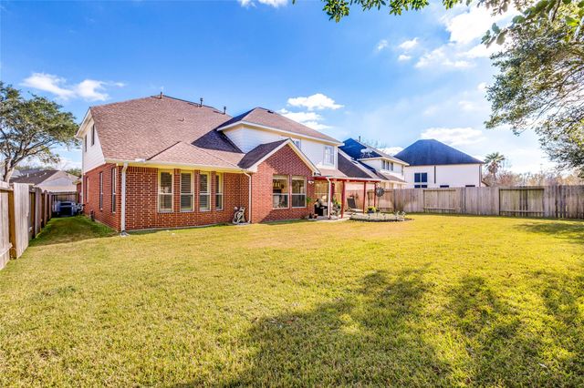 5914 Saber River, Sugar Land, TX 77479