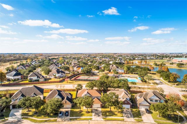 5914 Saber River, Sugar Land, TX 77479