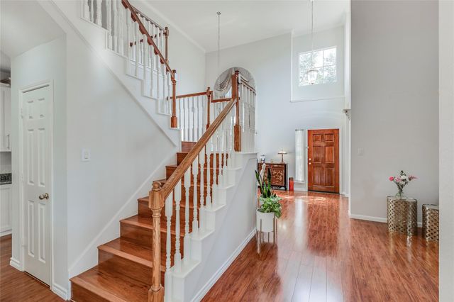 5914 Saber River, Sugar Land, TX 77479