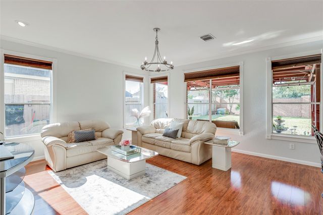 5914 Saber River, Sugar Land, TX 77479