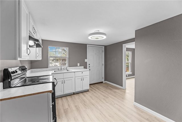 2622 Dunbar St, Corpus Christi, TX 78405