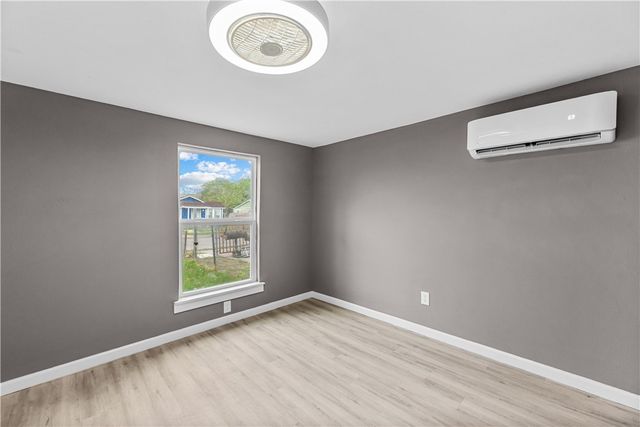 2622 Dunbar St, Corpus Christi, TX 78405