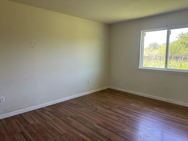 148 Bridlewood Lane, Bridgeport, TX 76426