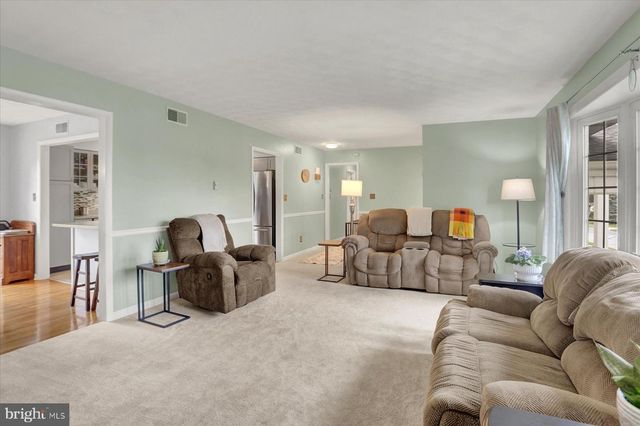 407 ALISON AVE, Mechanicsburg, PA 17055