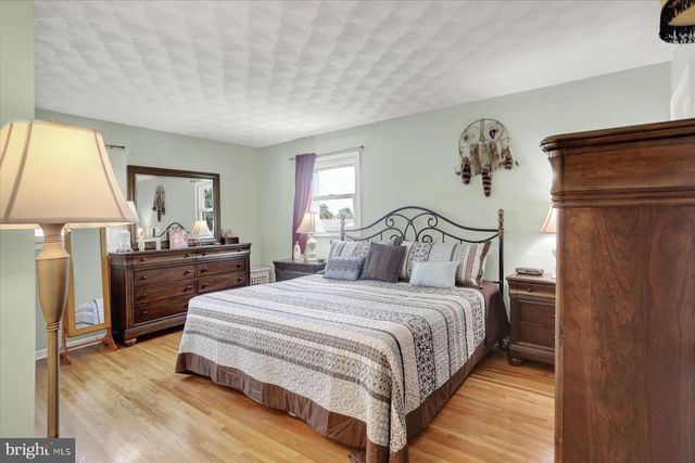 407 ALISON AVE, Mechanicsburg, PA 17055