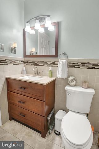 407 ALISON AVE, Mechanicsburg, PA 17055