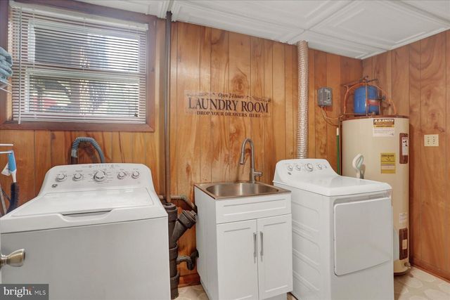 407 ALISON AVE, Mechanicsburg, PA 17055
