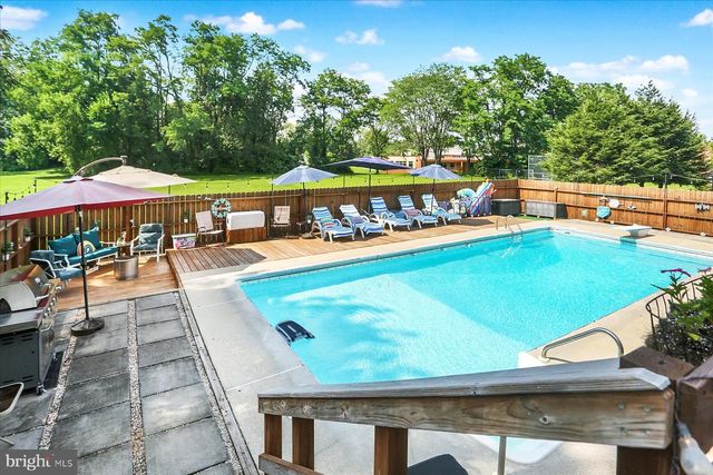 407 ALISON AVE, Mechanicsburg, PA 17055