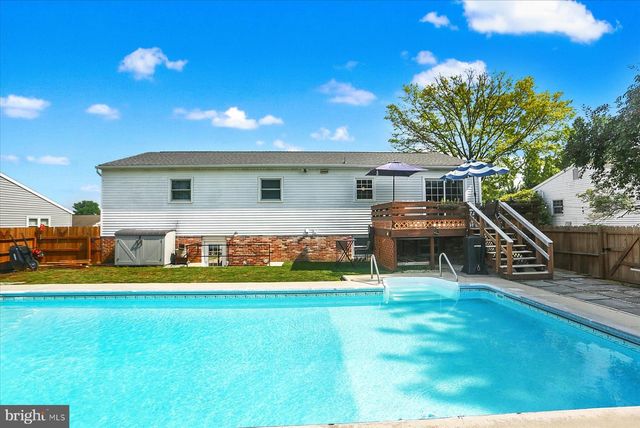 407 ALISON AVE, Mechanicsburg, PA 17055